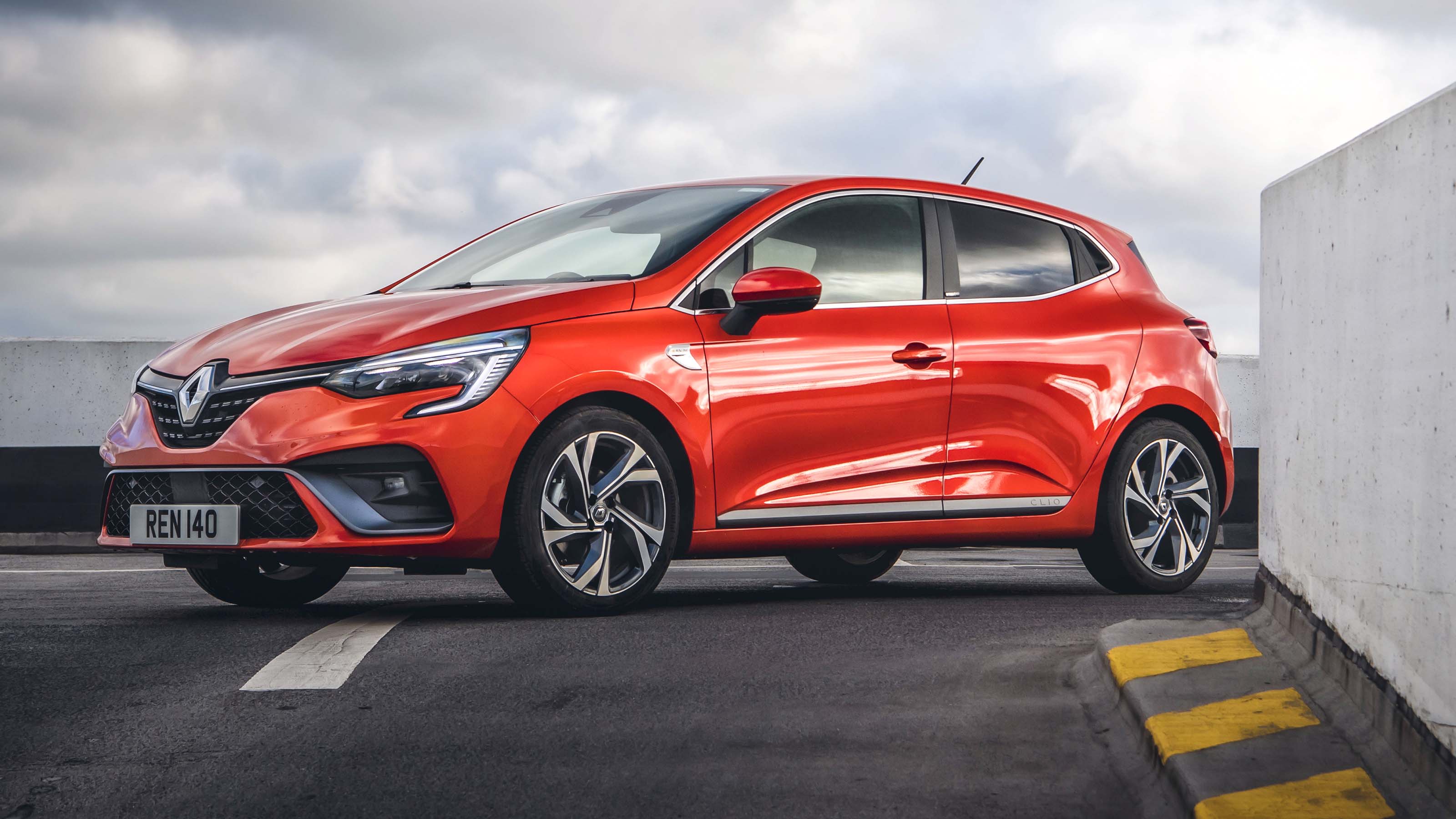 Renault Clio E-TECH hybrid