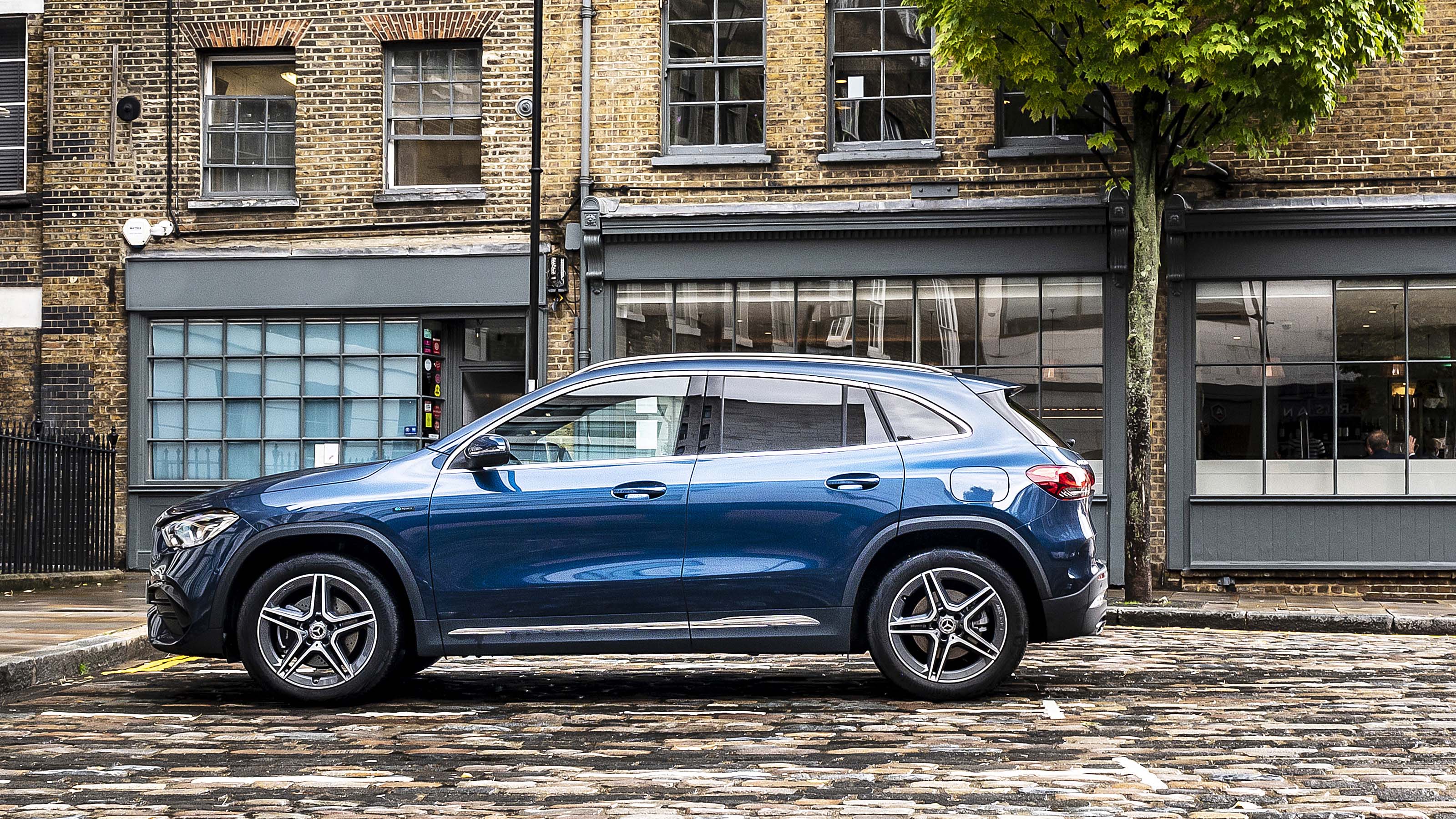 Mercedes GLA 250 e plug-in hybrid