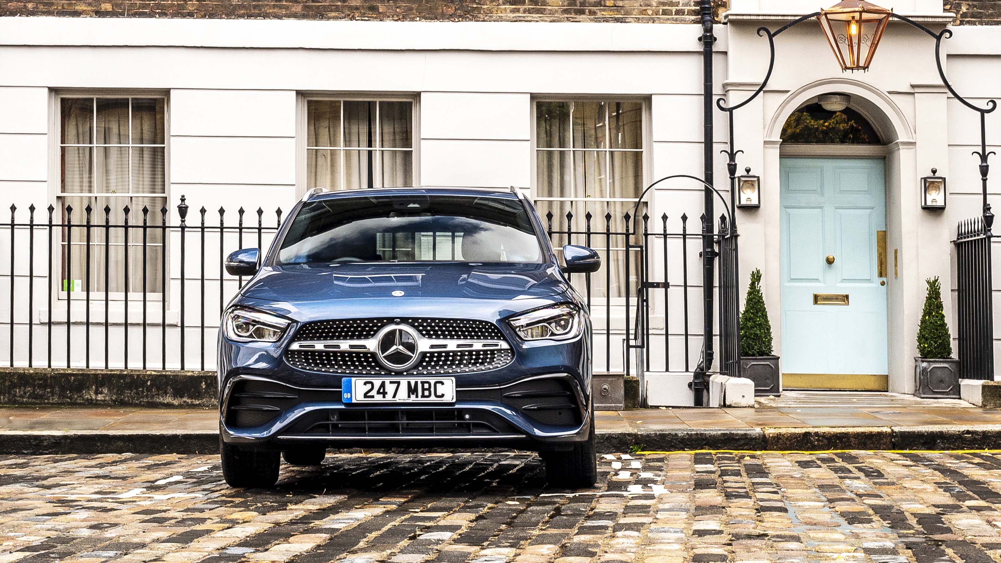 Mercedes GLA 250 e plug-in hybrid