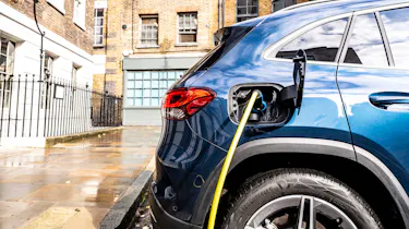 Mercedes GLA 250 e plug-in hybrid