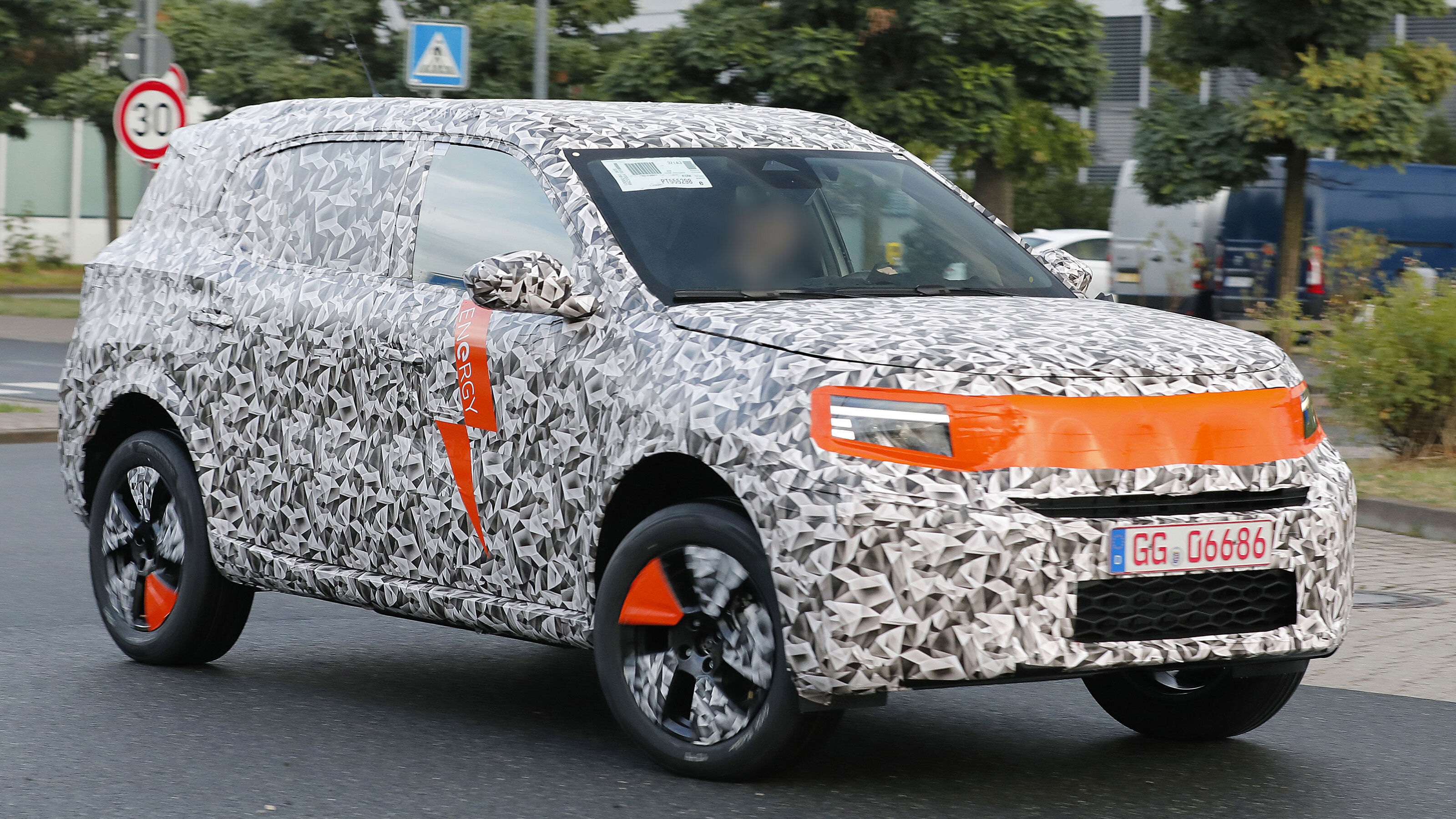 Vauxhall Crossland Electric front cornering