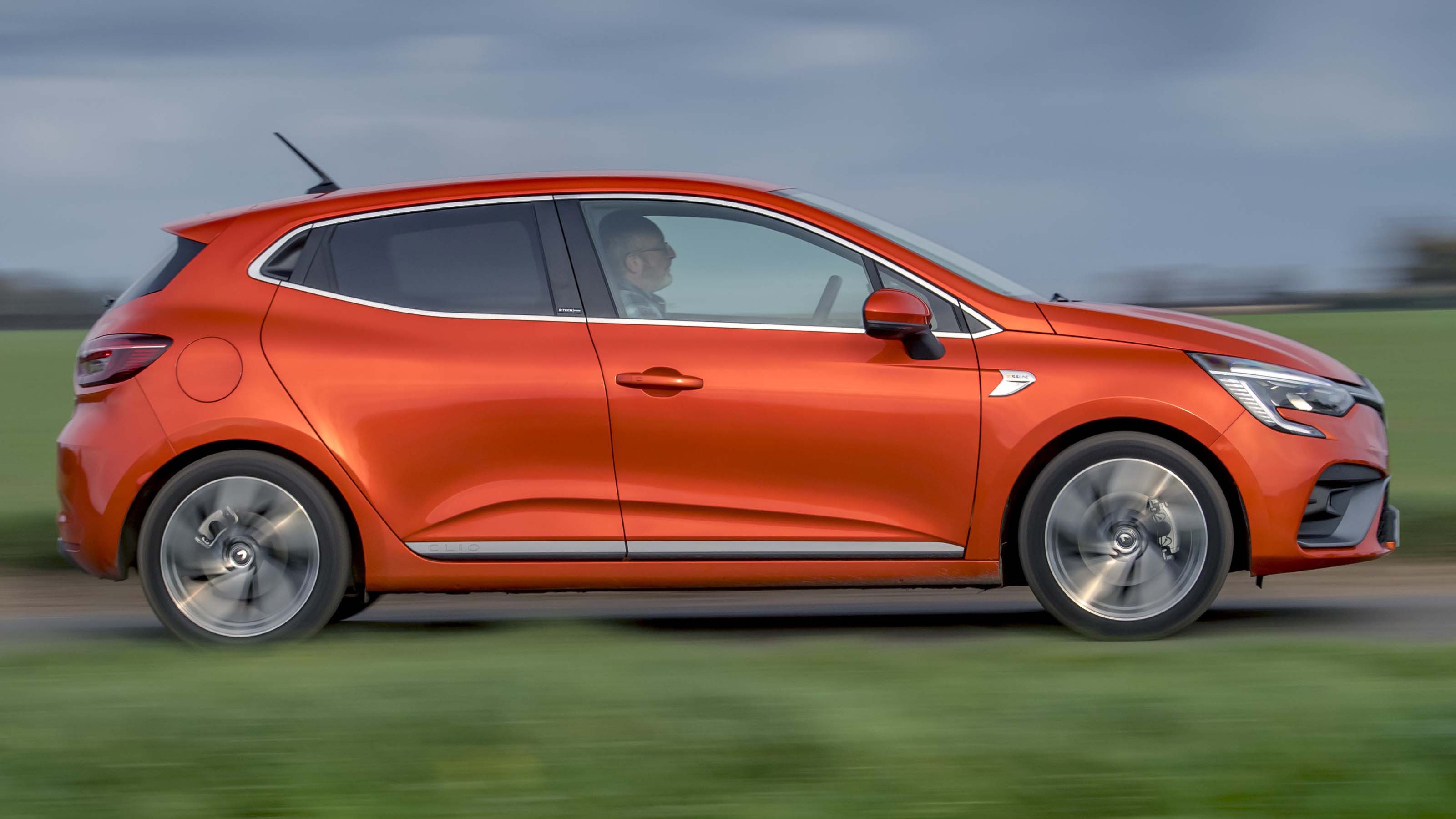 Renault Clio E-TECH hybrid
