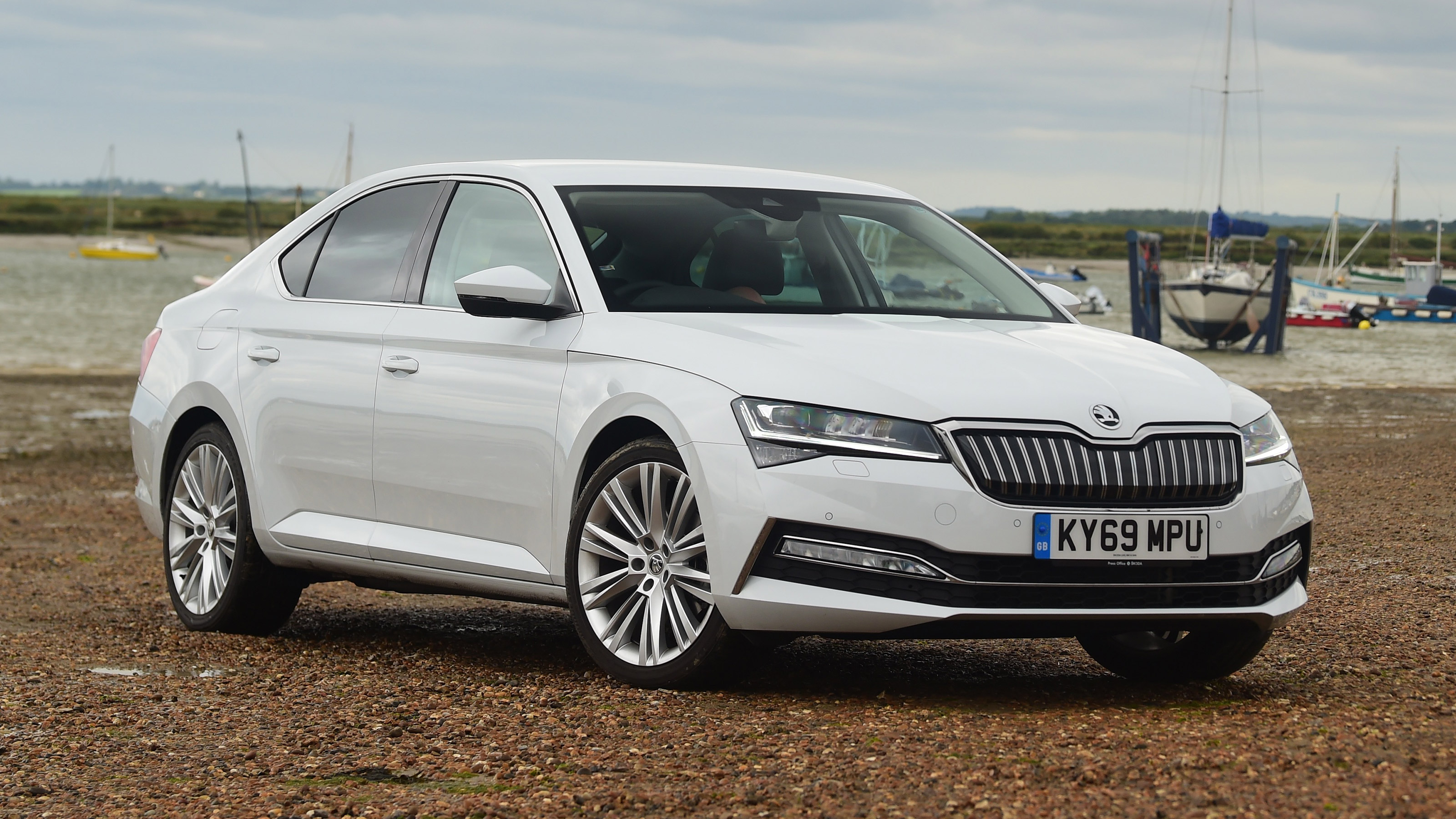 Skoda Superb iV - Exterior