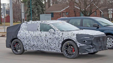 Ford Mondeo SUV spy shot