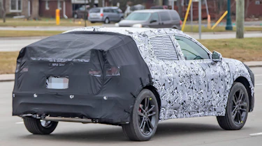 Ford Mondeo SUV spy shot