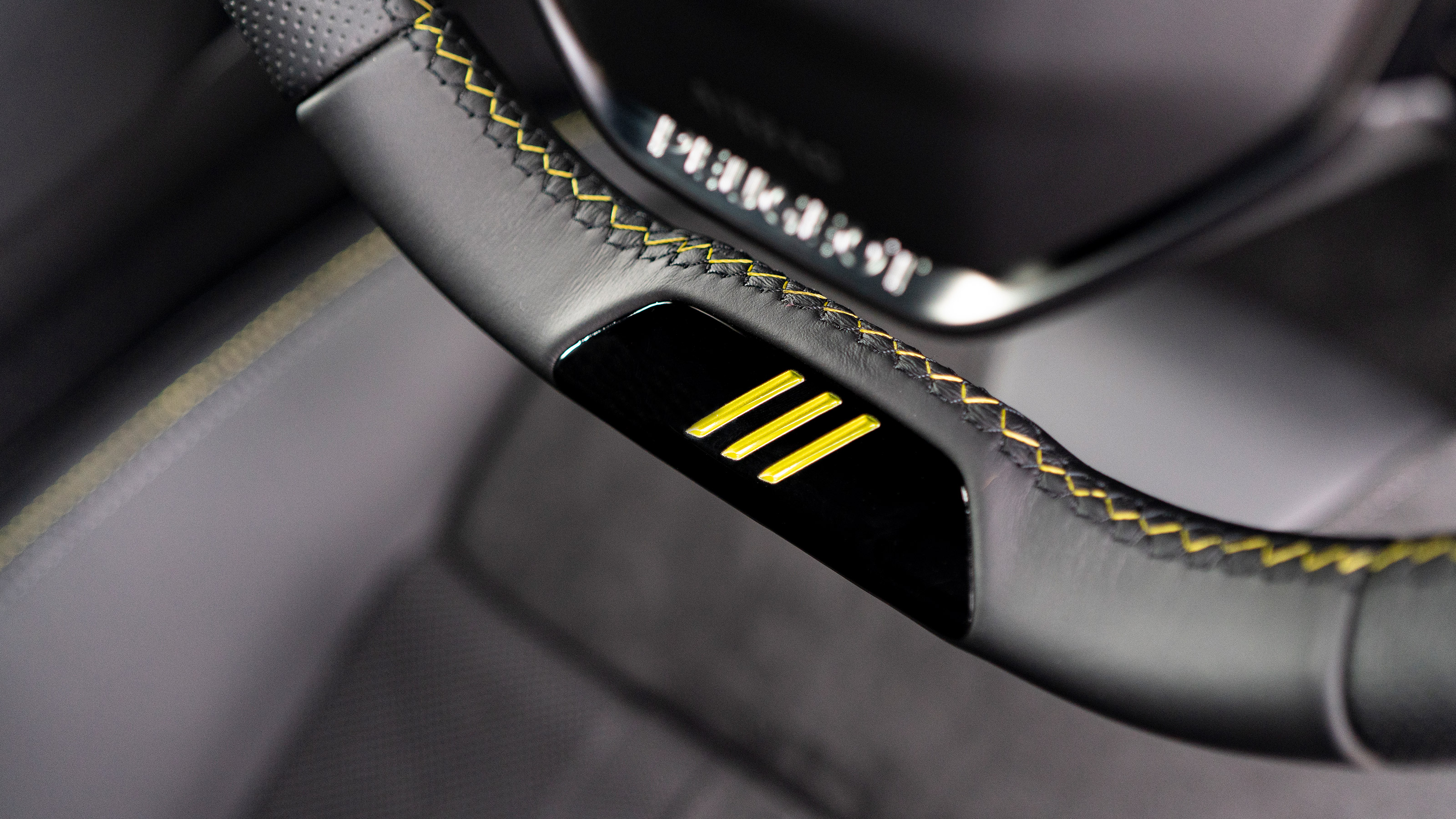 Peugeot 508 Sport Engineered SW - Interior