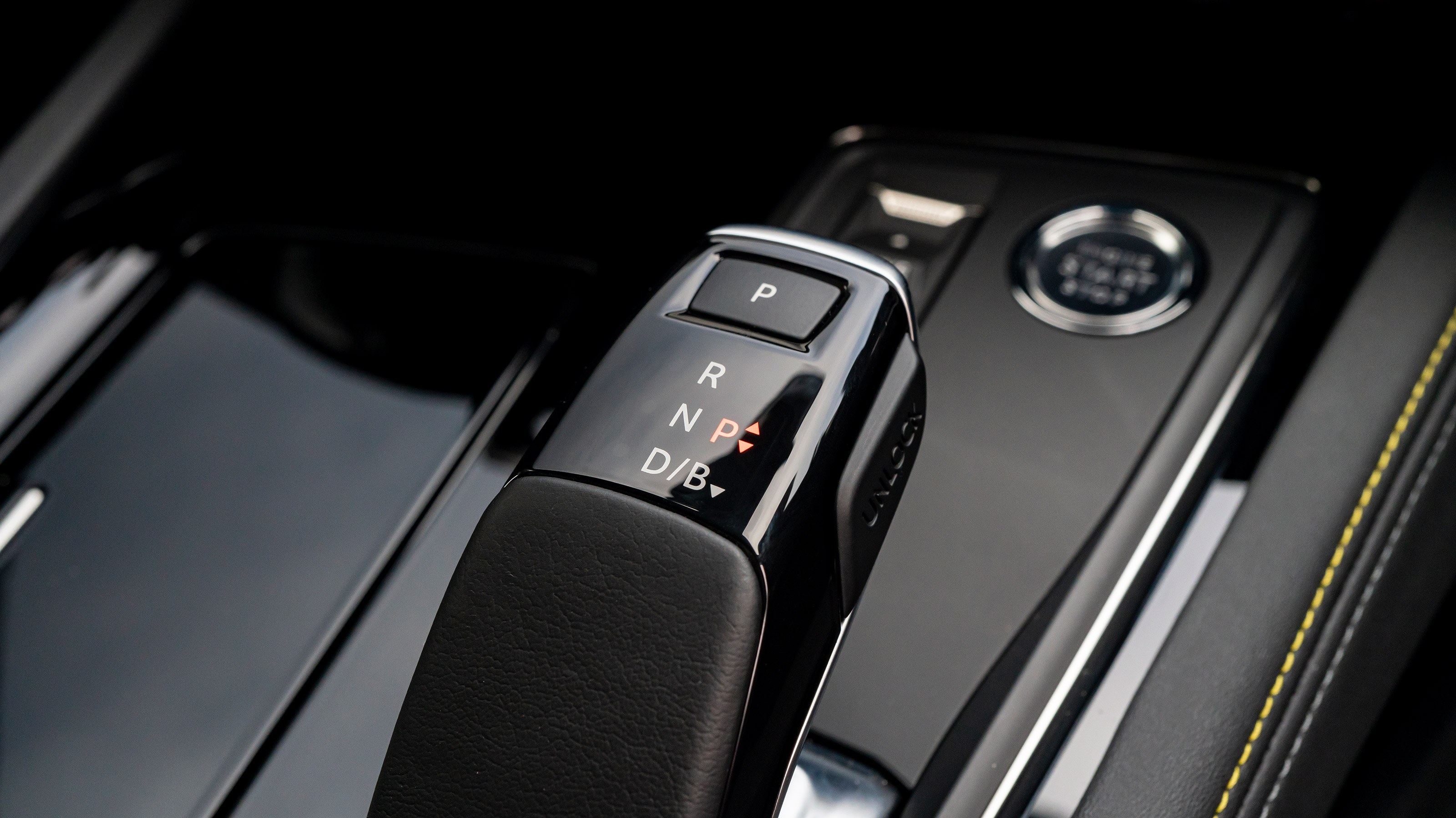Peugeot 508 Sport Engineered SW - Interior