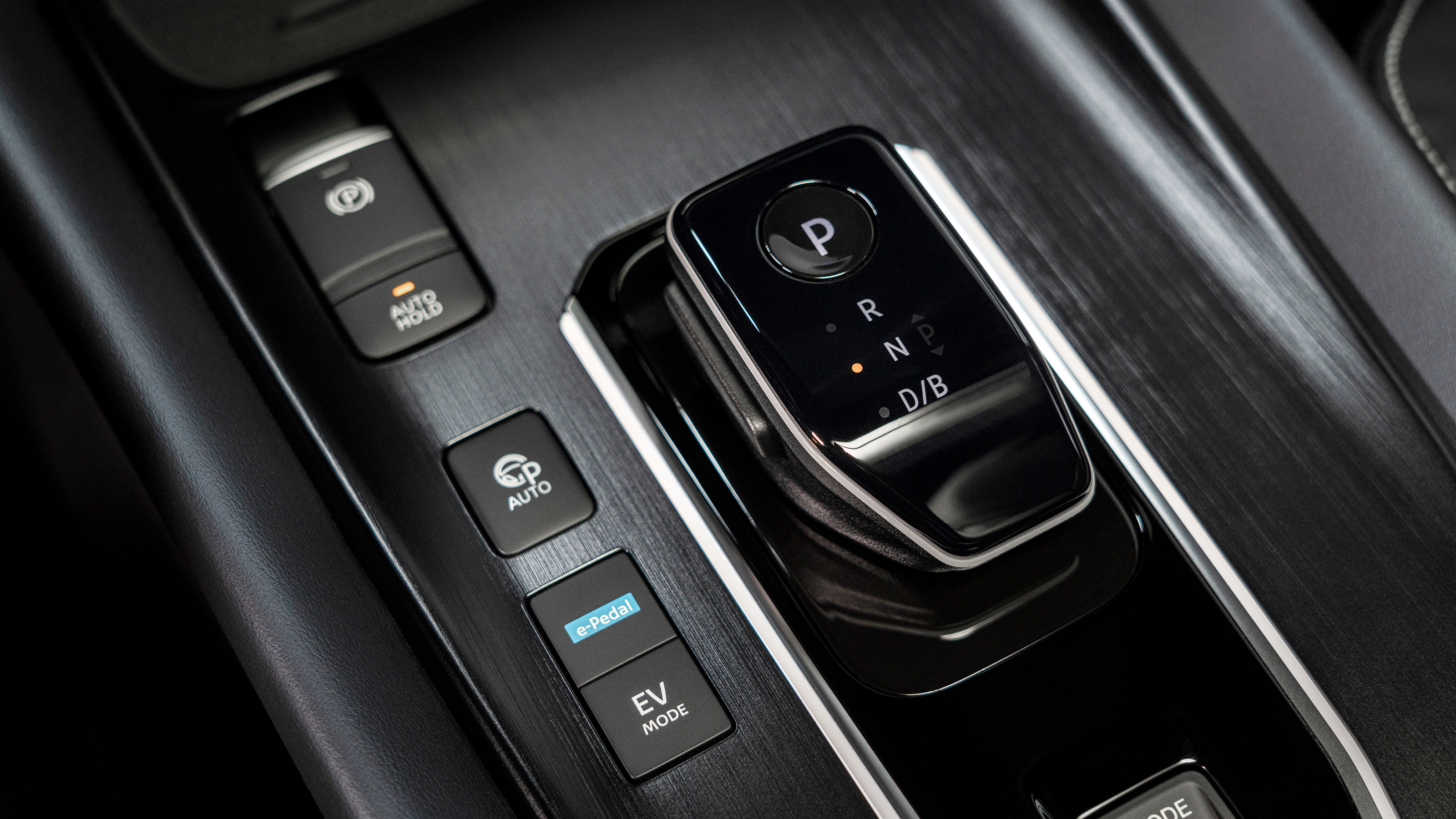 Nissan Qashqai e-Power - interior detail