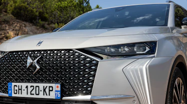 DS 7 225 front end