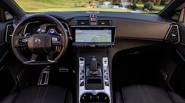 DS 7 interior