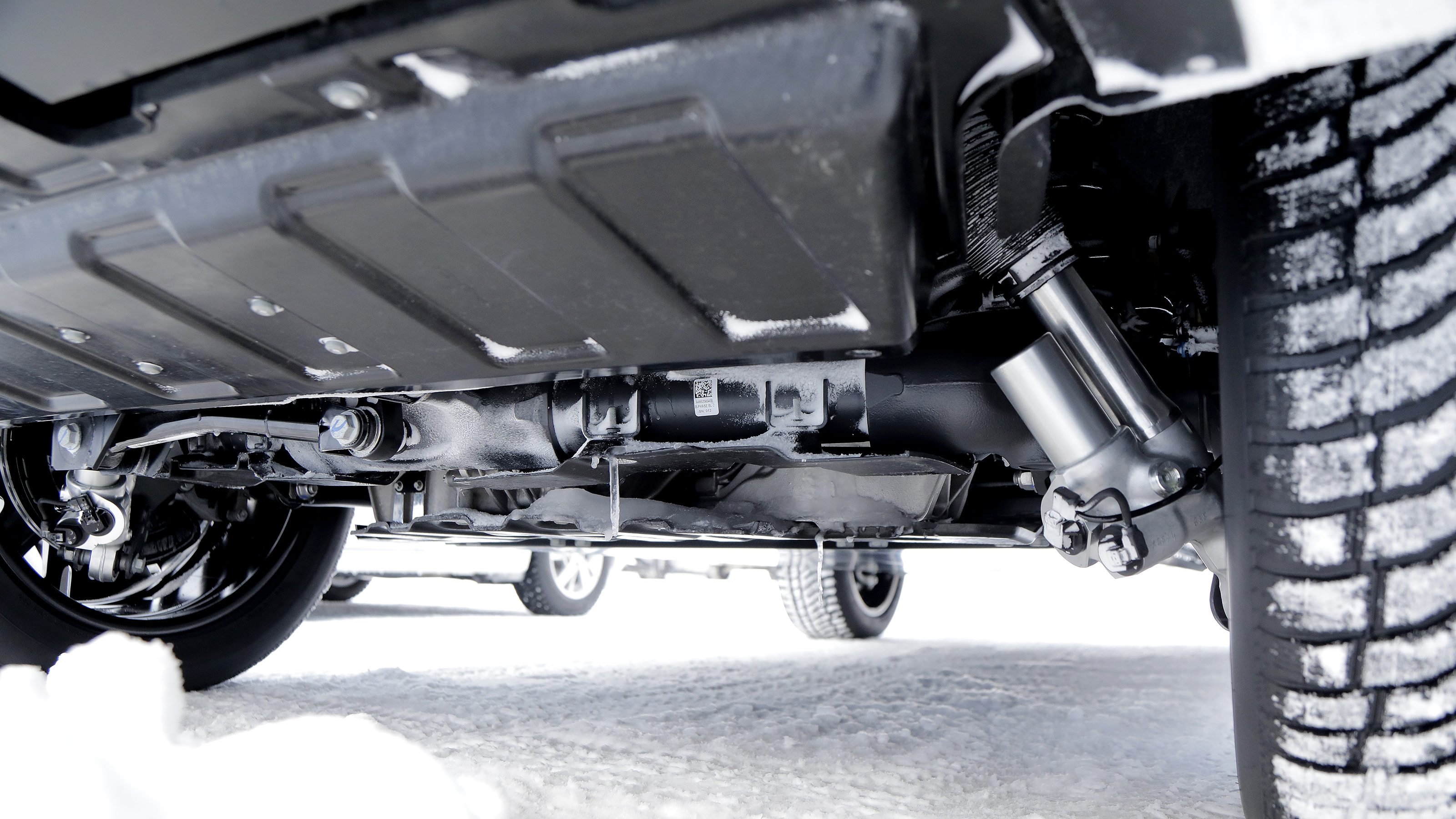 Mercedes EQG spies - underneath