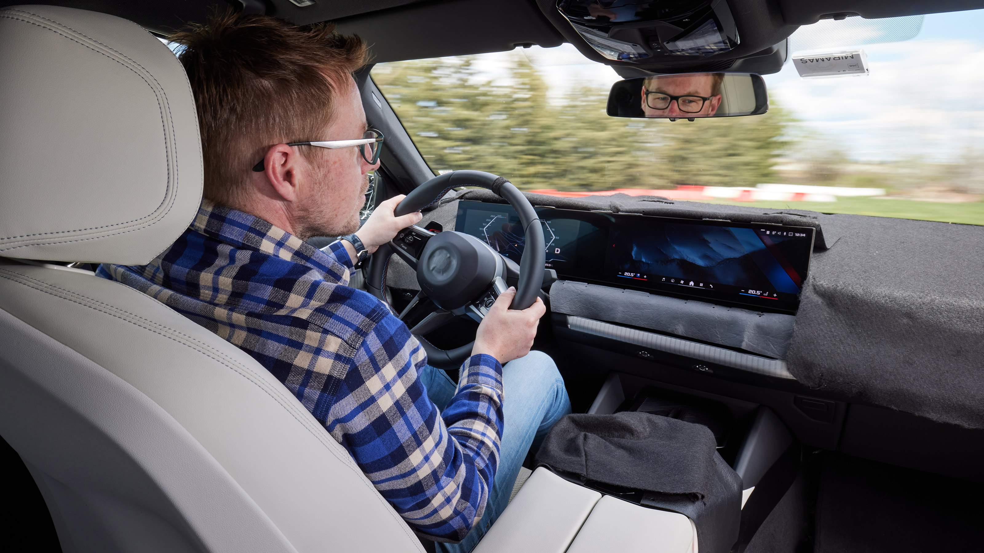 BMW i5 prototype drive - interior