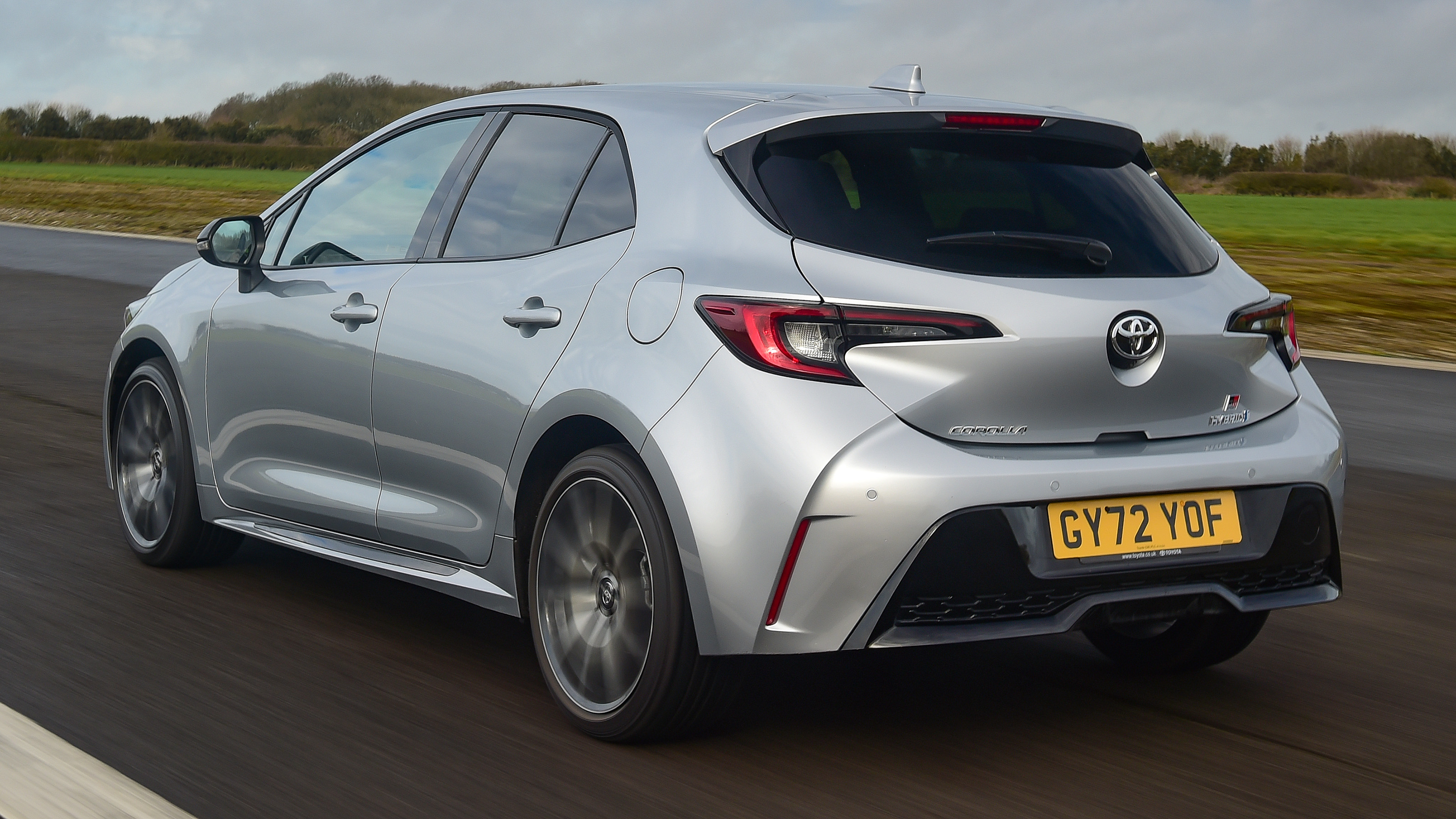 Toyota Corolla 2023 rear tracking
