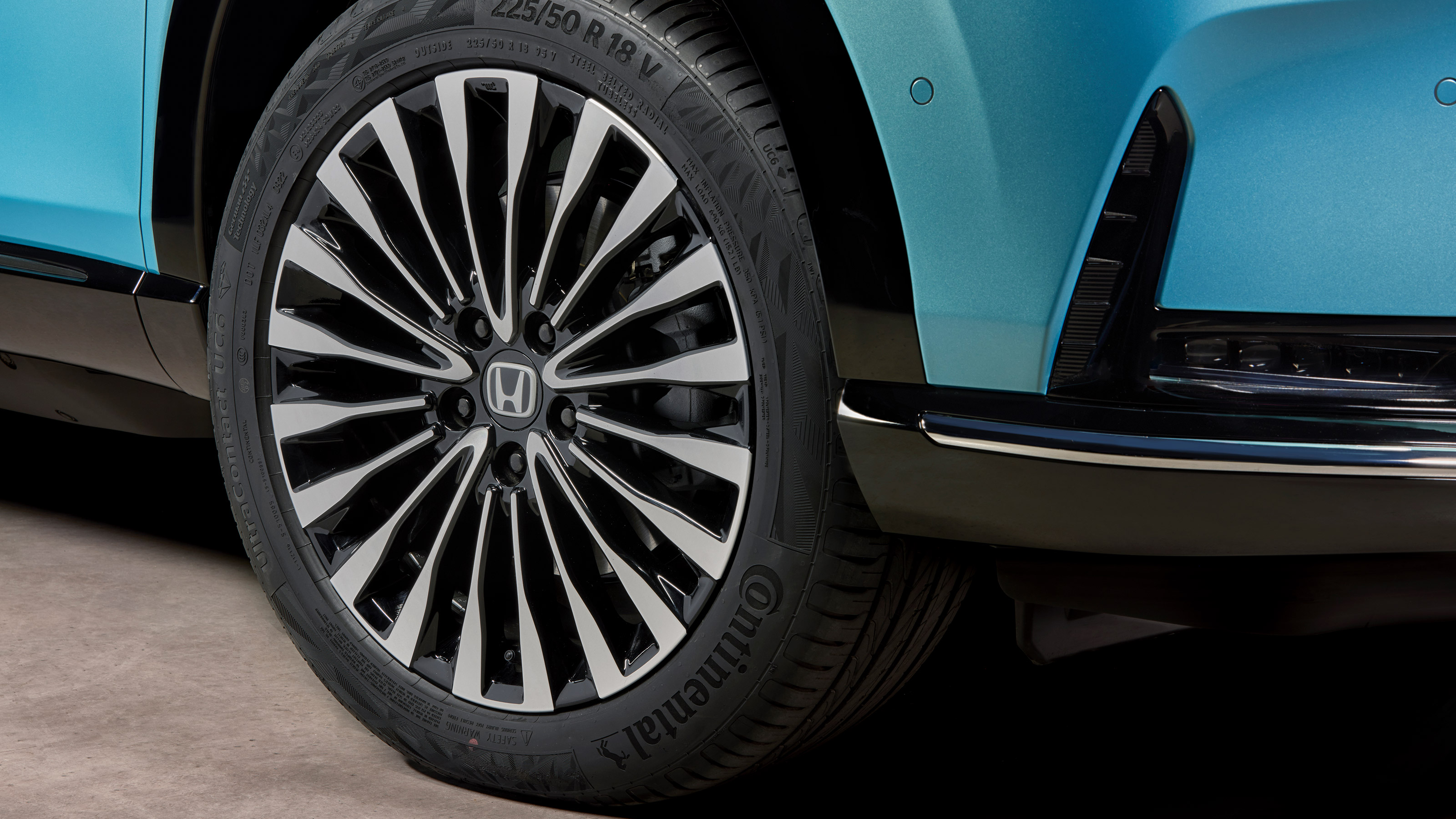 New Honda e:Ny1 - wheel