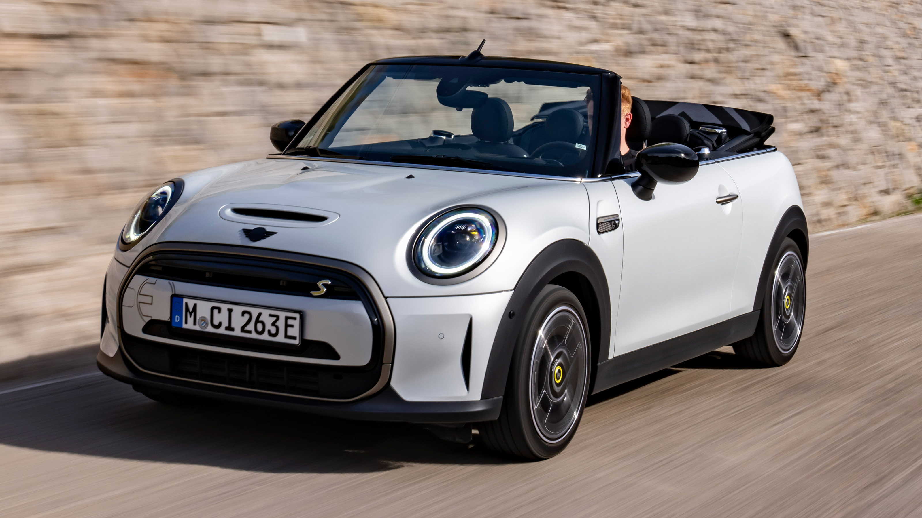 2023 MINI Electric Convertible - front 1