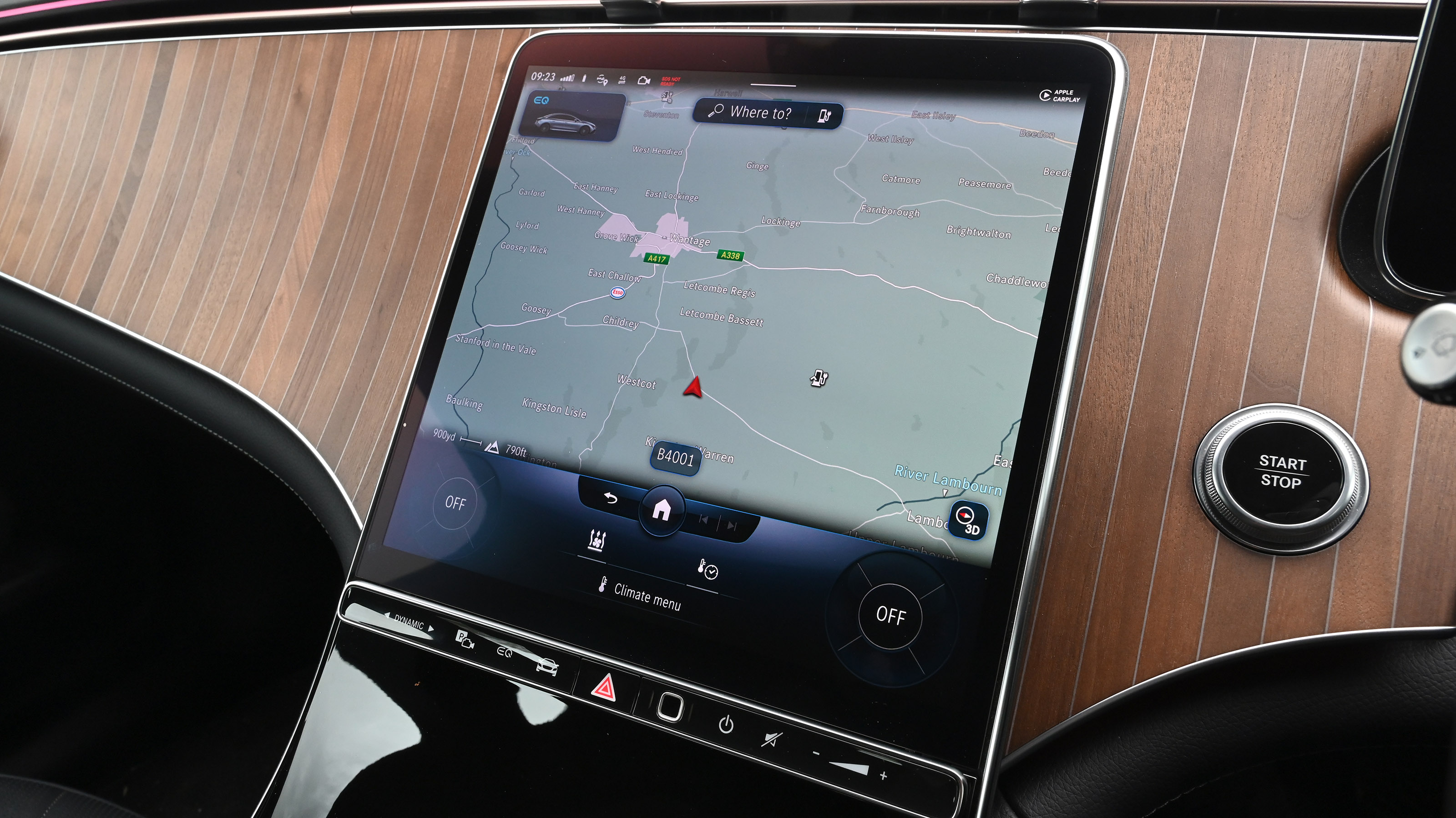 Mercedes EQE - sat nav