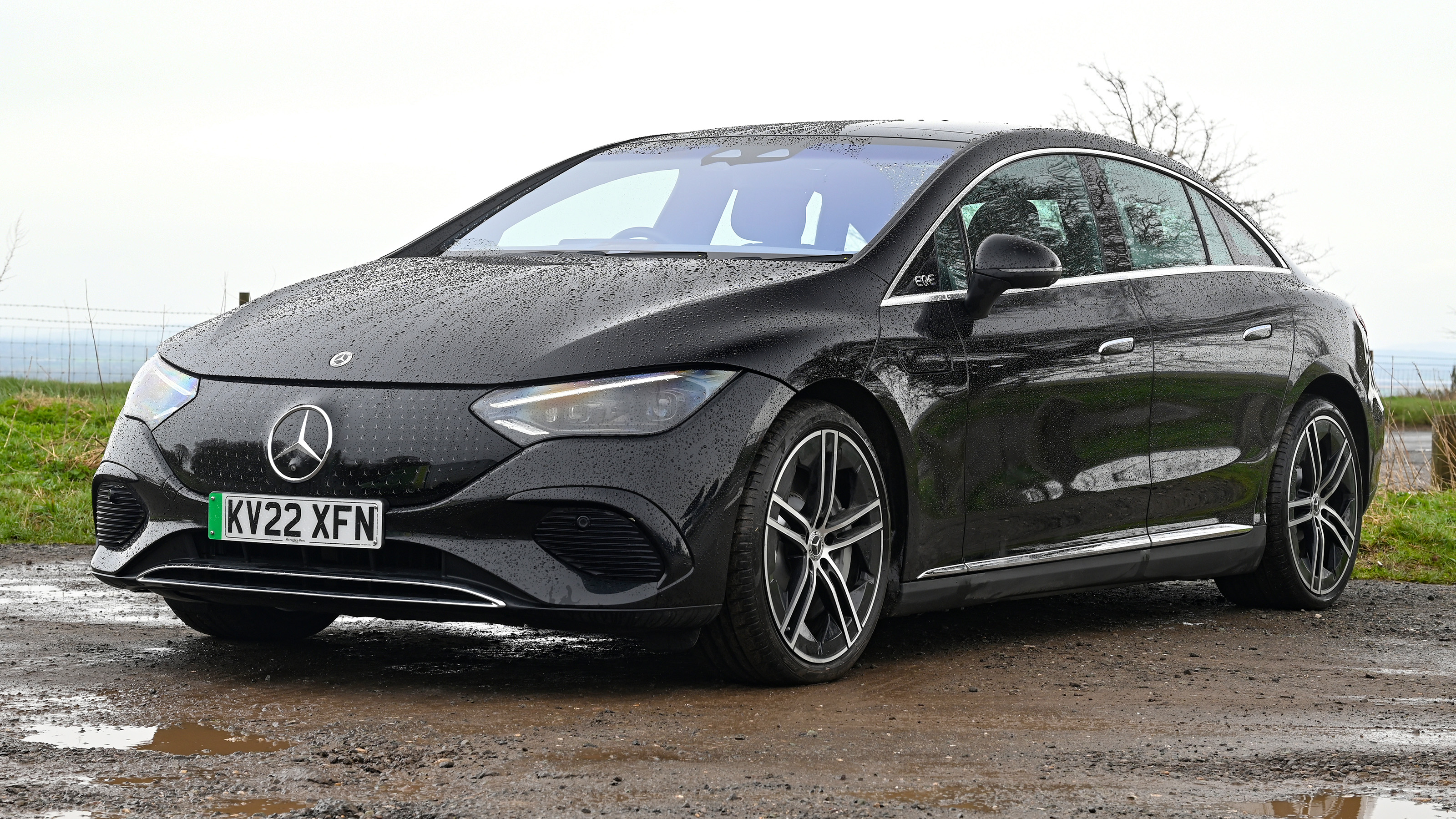 Mercedes EQE - front static