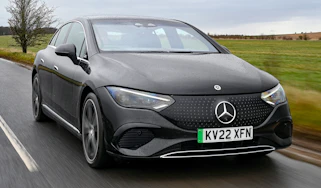Mercedes EQE - front tracking