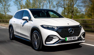 Mercedes EQS SUV - front 1