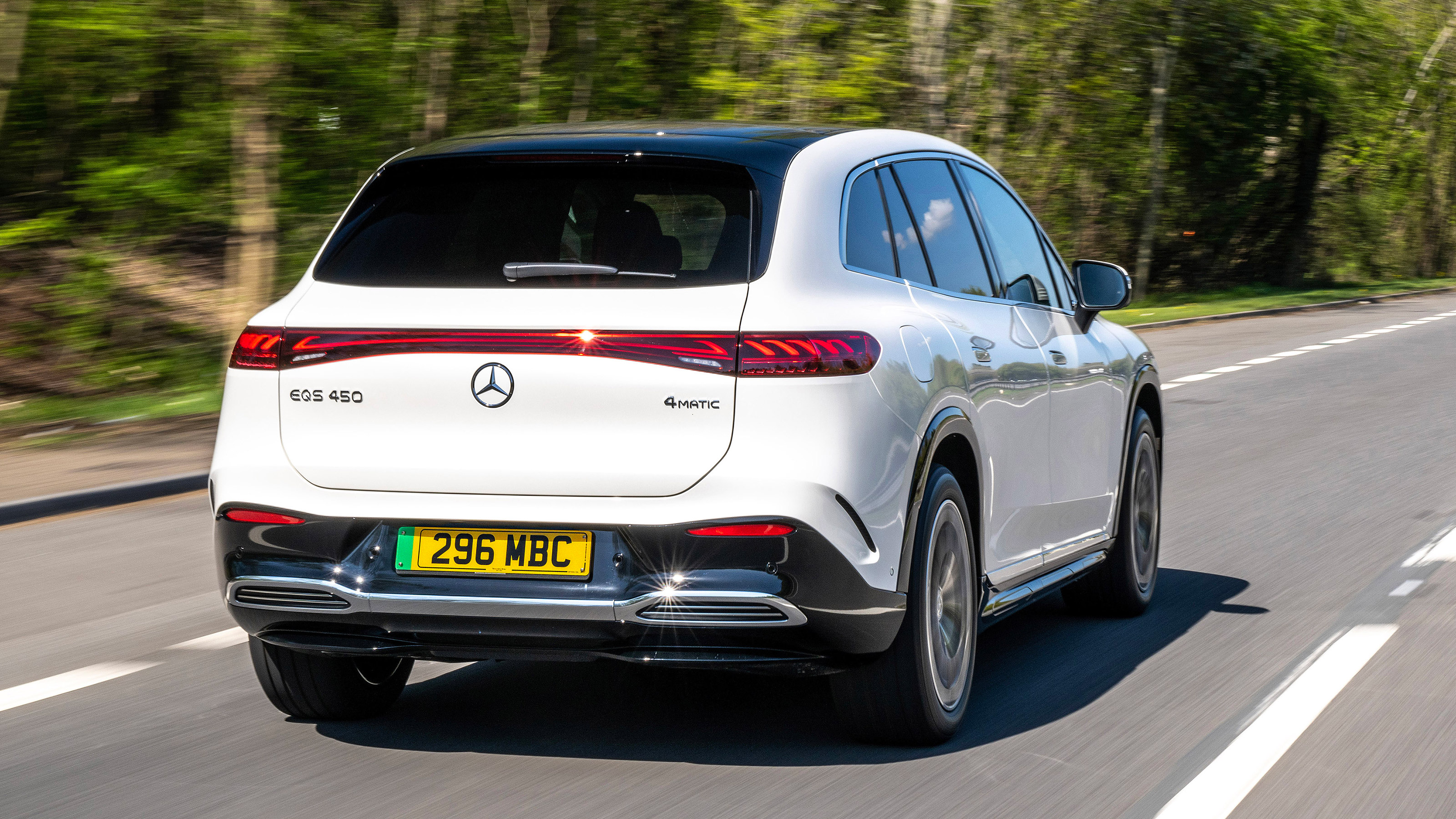 Mercedes EQS SUV - rear 1