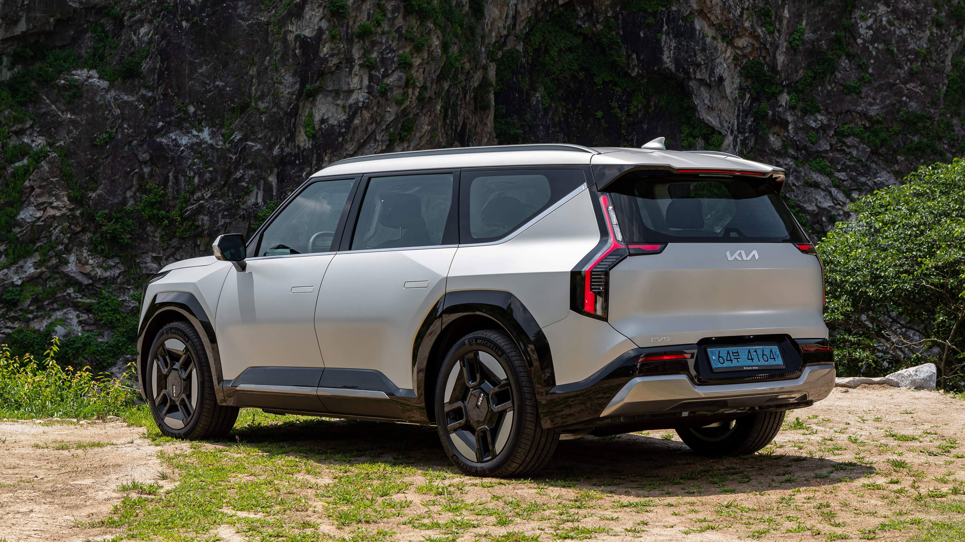 Kia EV9 - rear static
