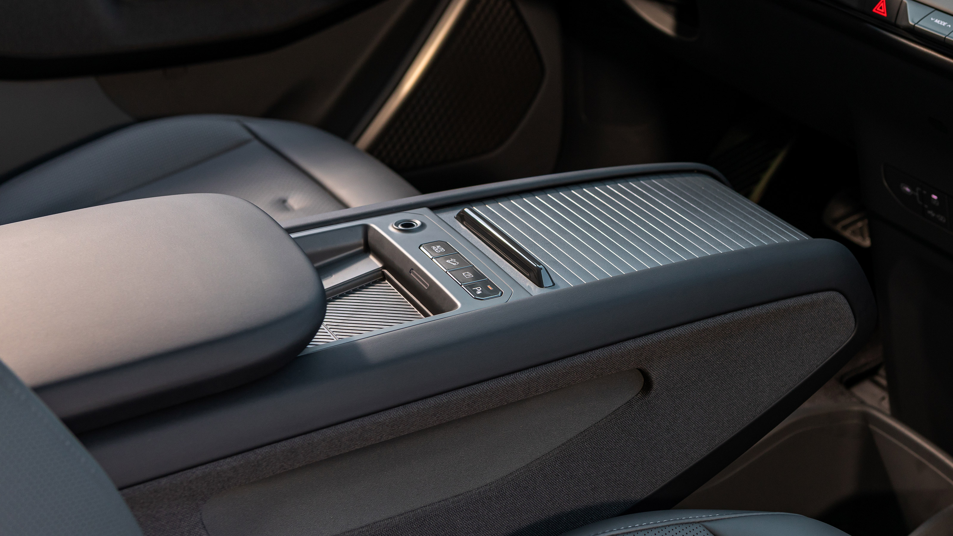 Kia EV9 - storage