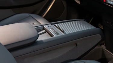 Kia EV9 - storage