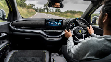 Abarth 500e - driving
