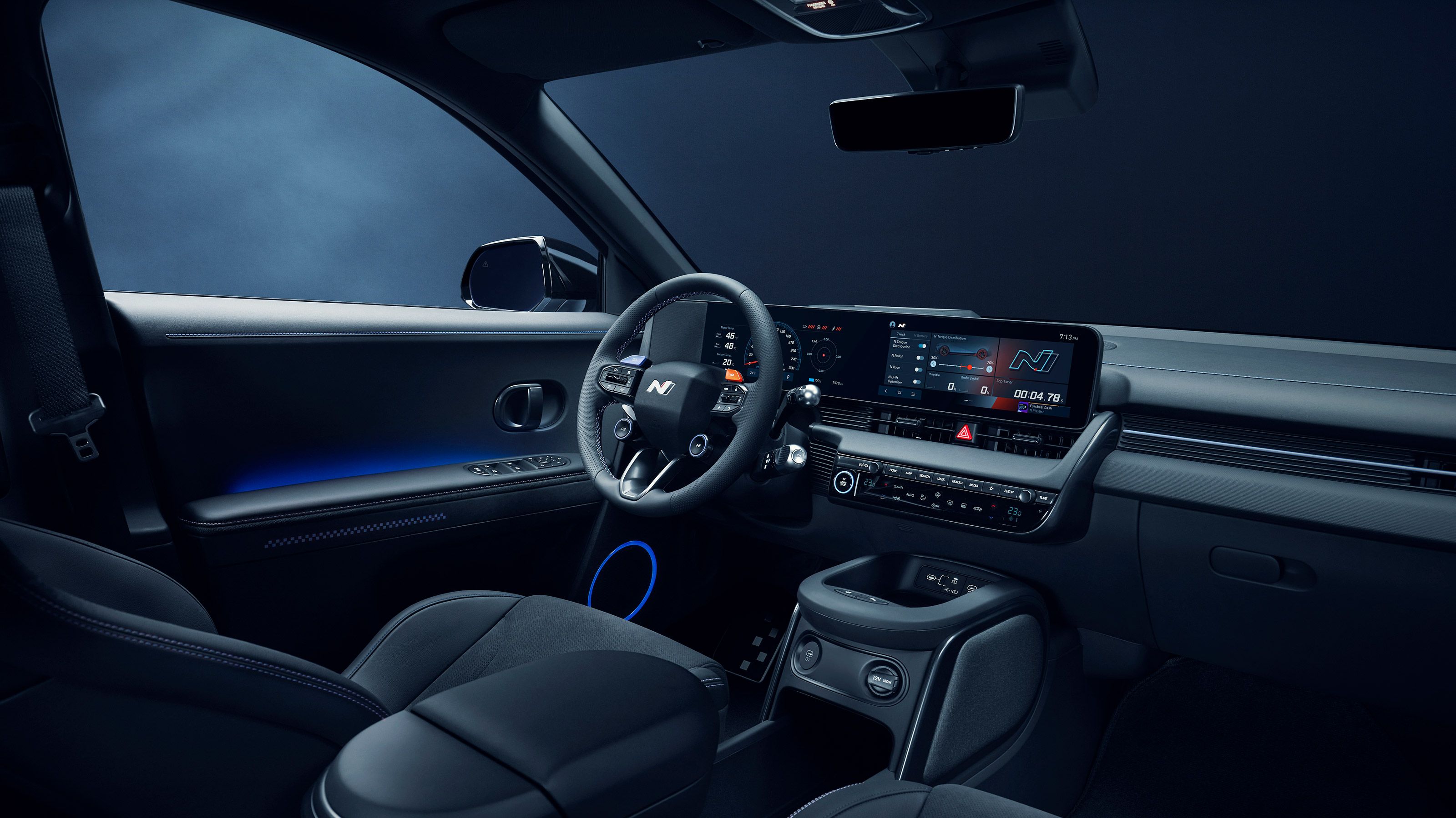 Hyundai Ioniq 5 N - interior