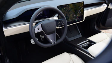 Tesla Model S - interior
