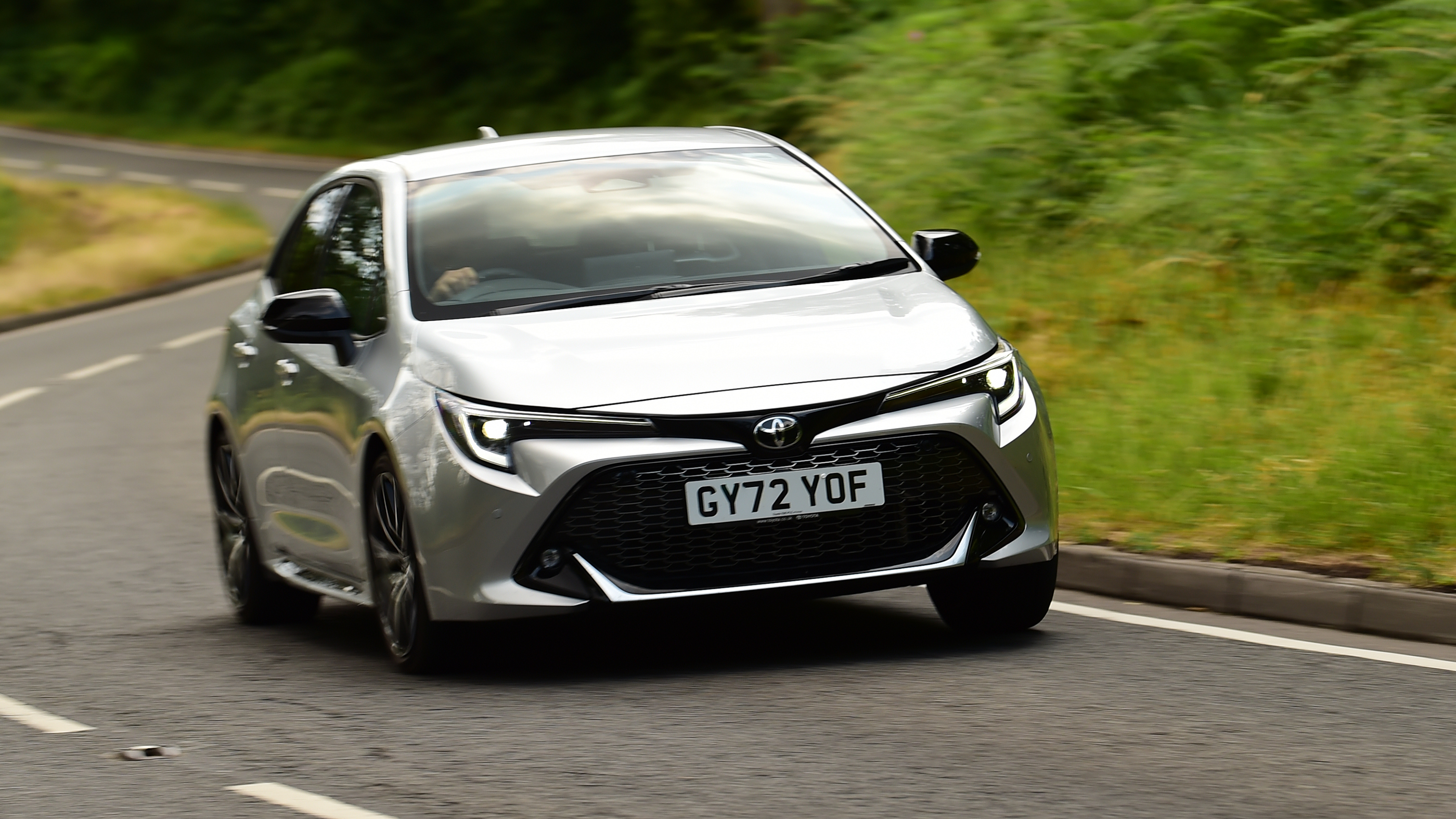 Toyota Corolla 2023 front cornering