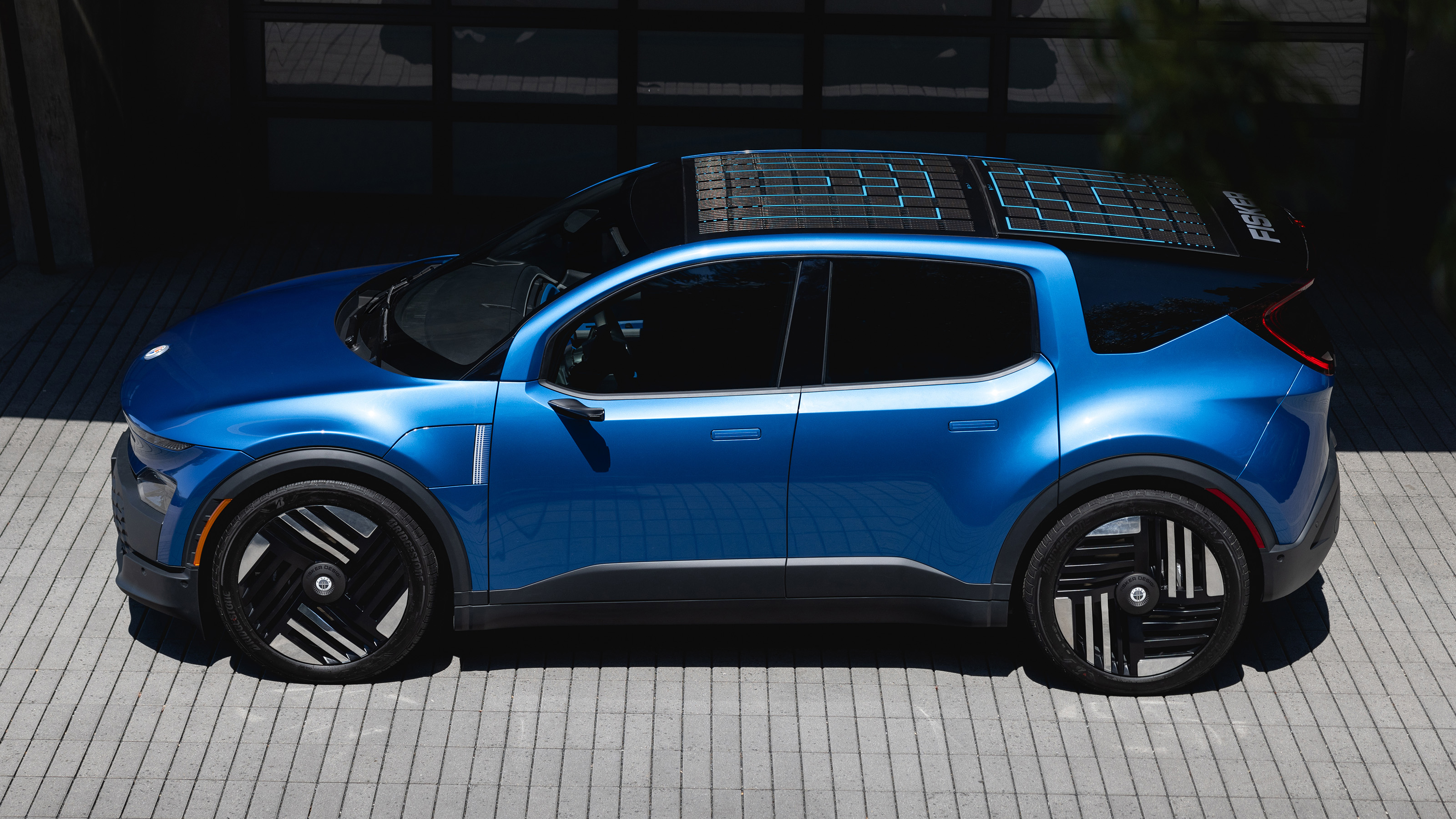 Fisker PEAR - side