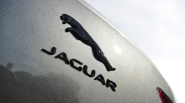 Jaguar I-Pace - badge