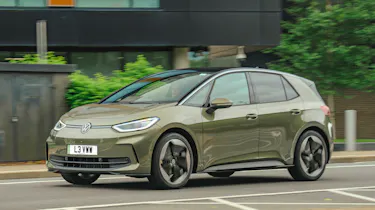 Volkswagen ID.3 - front street