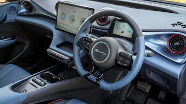 BYD Dolphin - interior