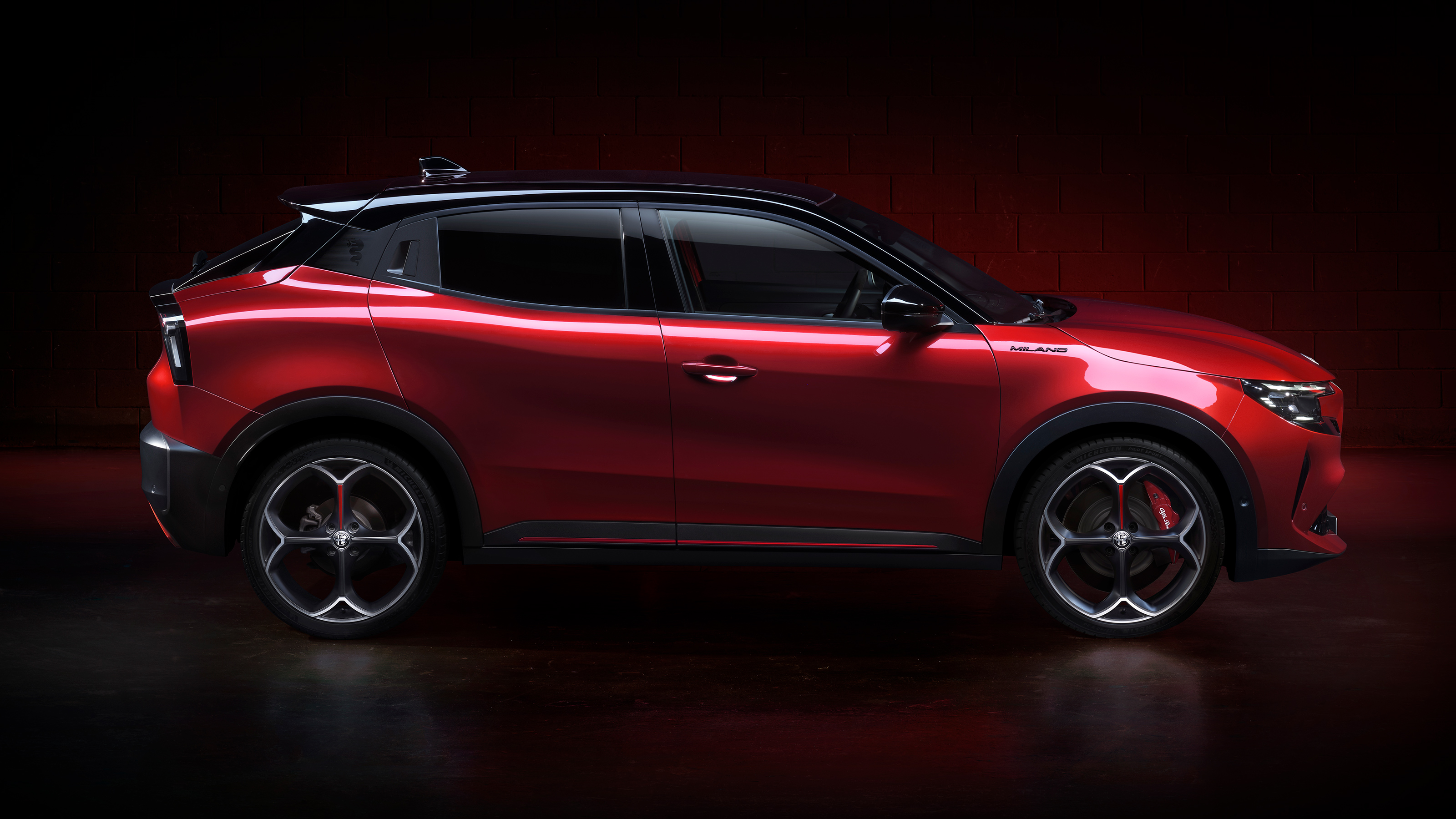 New Alfa Romeo Milano side profile