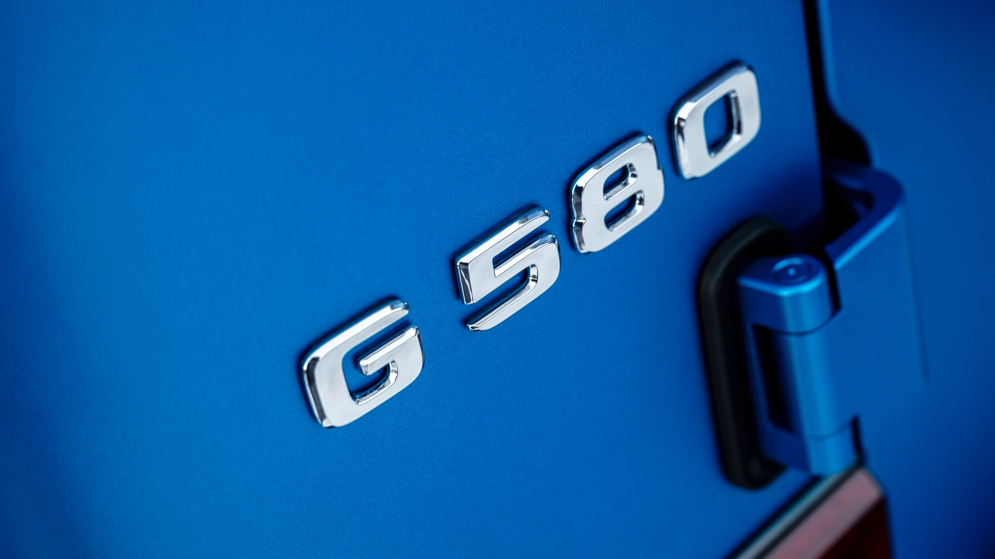 Mercedes G 580 with EQ Technology - badge