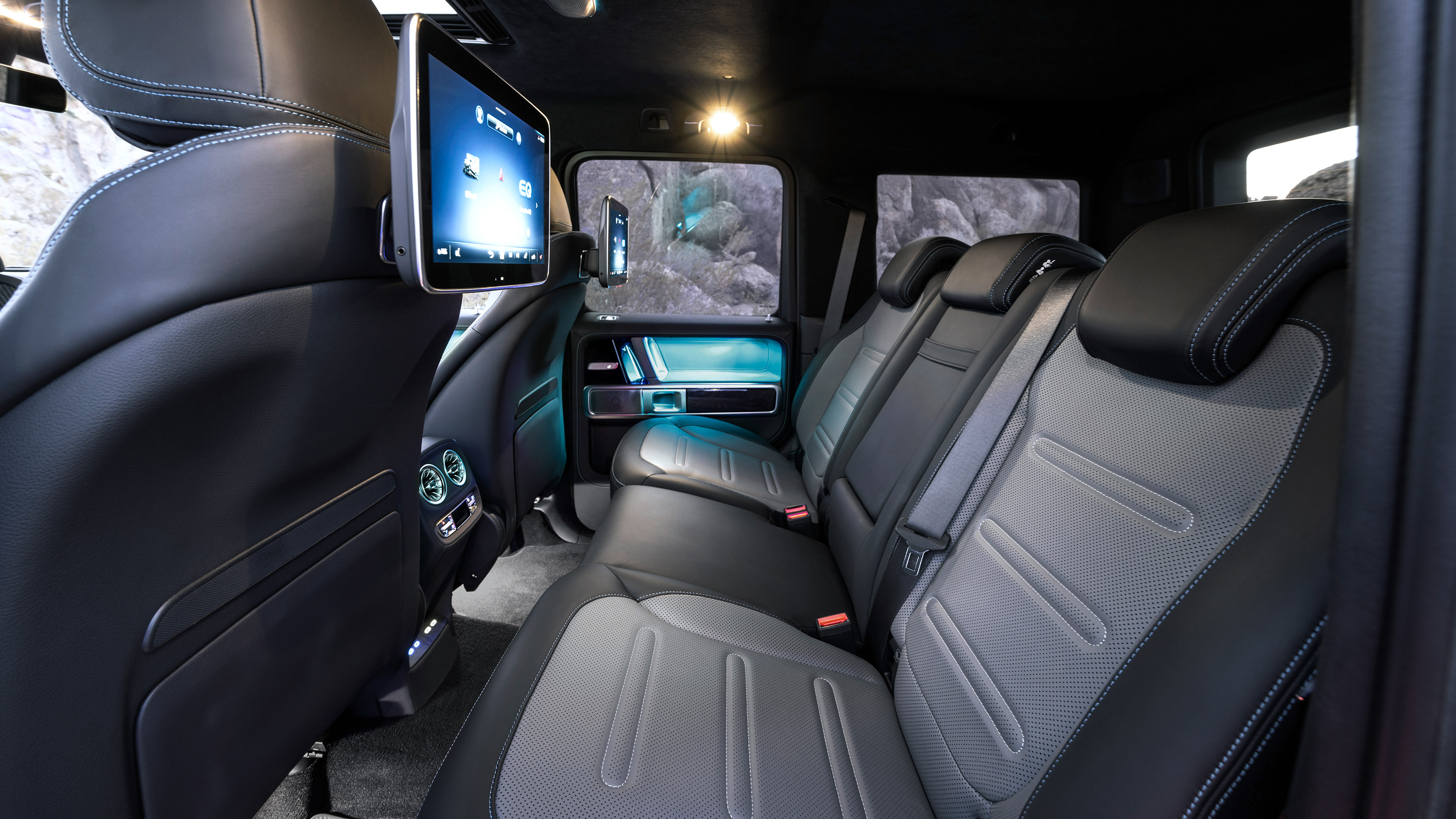 Mercedes G 580 with EQ Technology - rear seats