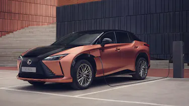 Lexus RZ