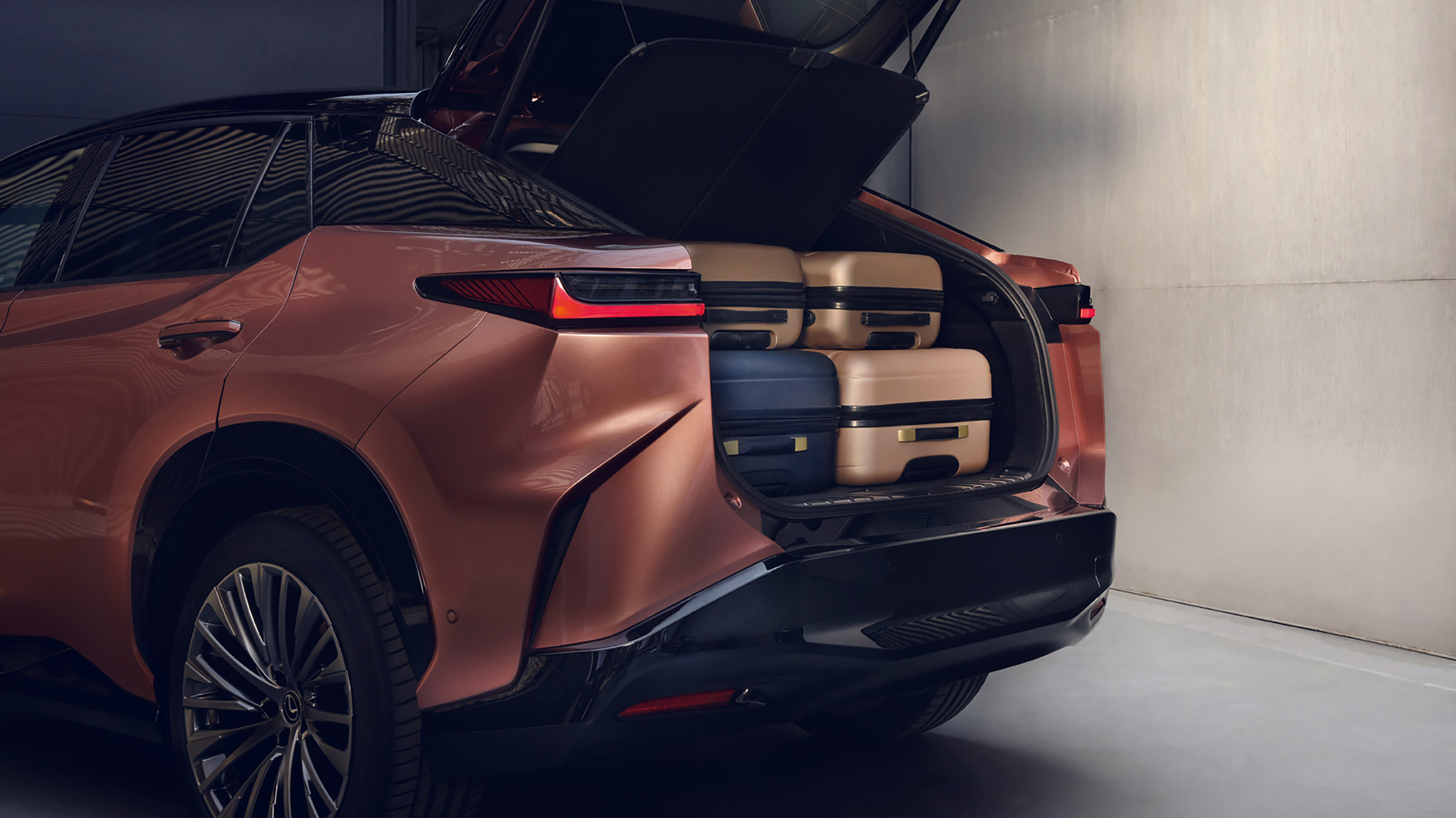 Lexus RZ