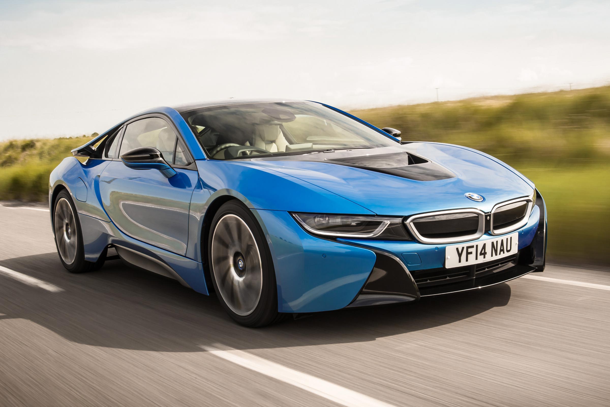 BMW i8 driving