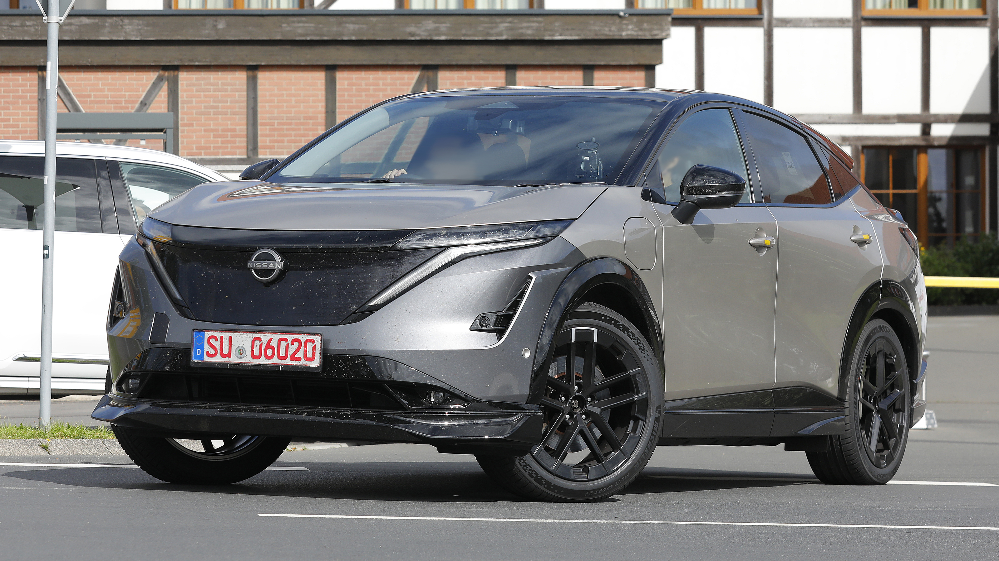 Nissan Ariya Nismo - front