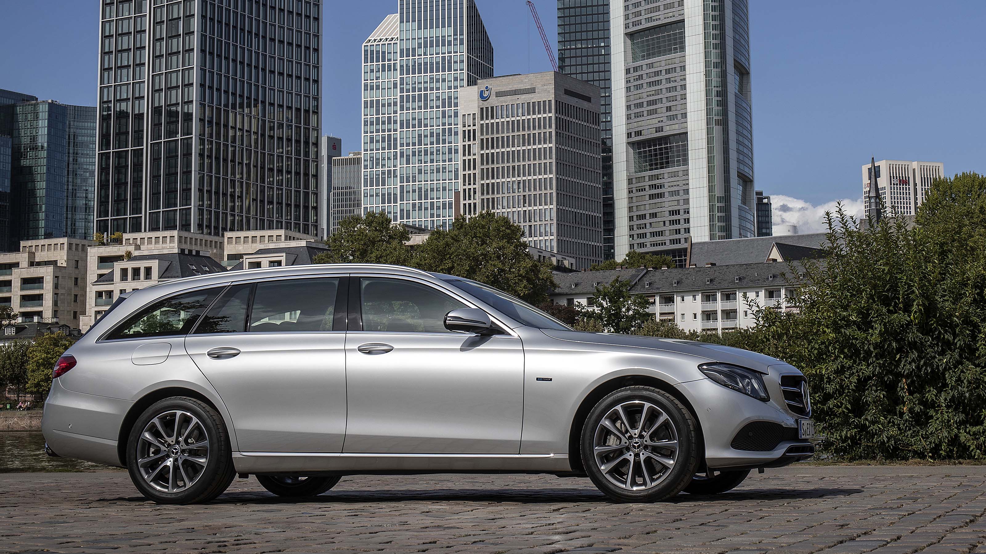 Mercedes E-Class Estate hybrid