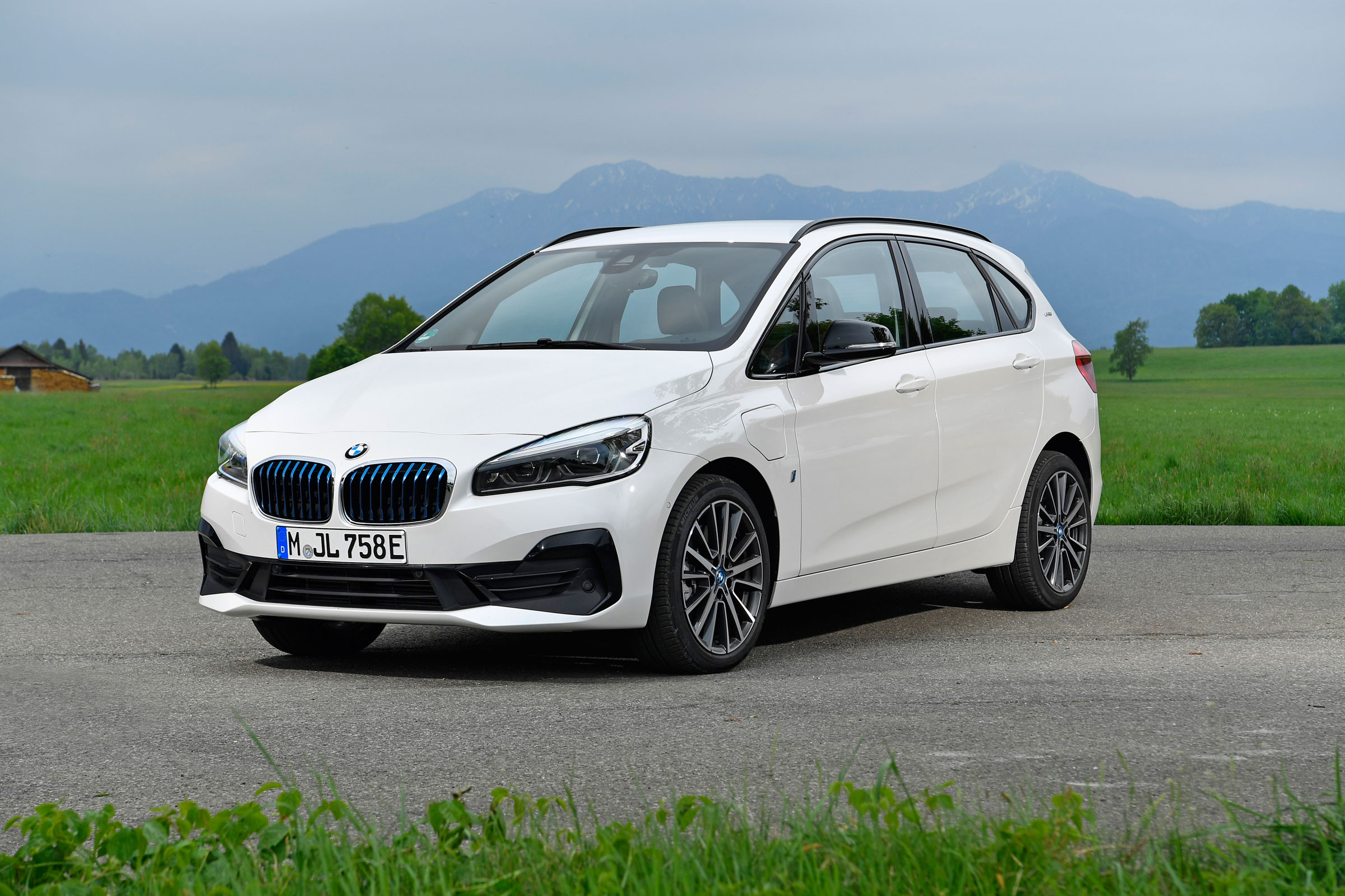 BMW 225xe hybrid