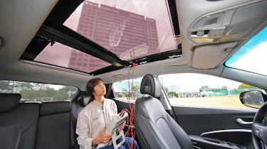 Hyundai solar charging