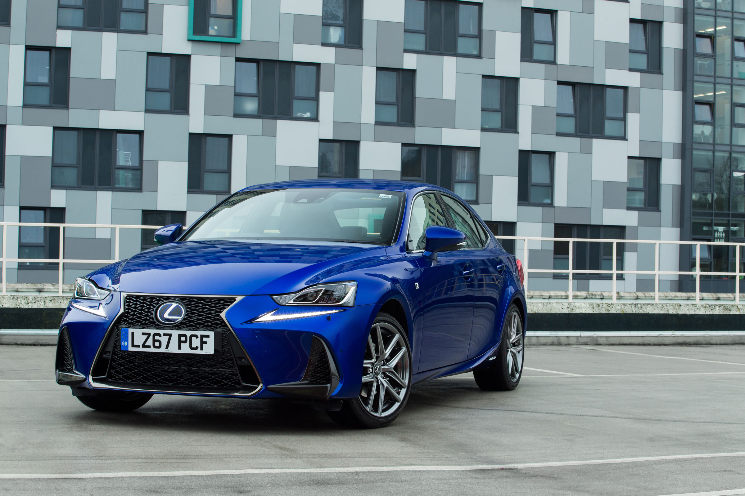 Lexus IS 300h