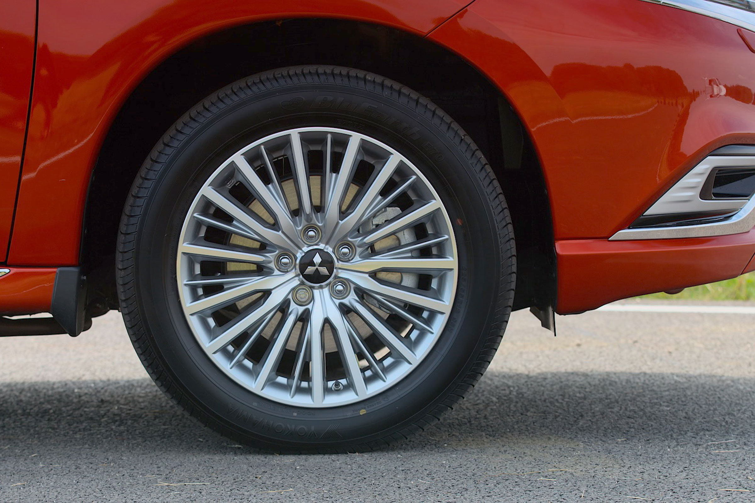 Outlander alloy wheel