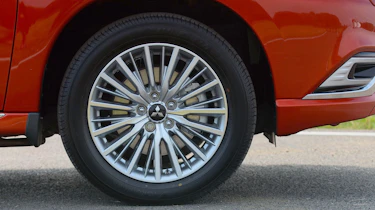 Outlander alloy wheel