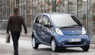 Peugeot iON