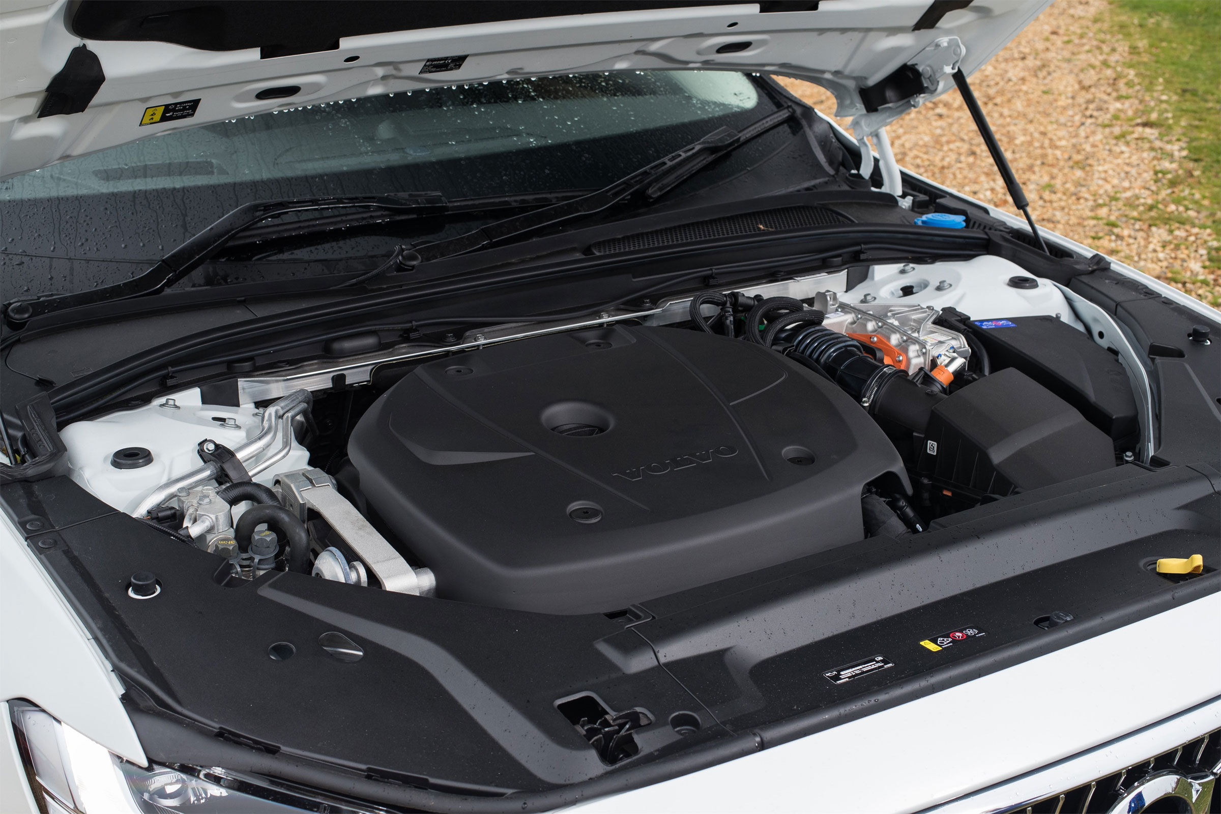 Volvo V90 Recharge